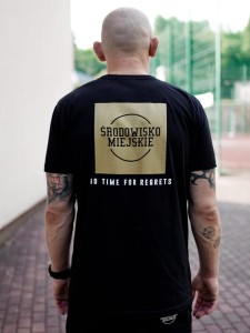 Środowisko Miejskie T-shirt Classic Box Black/Gold