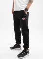 spodnie-dresowe-meskie-czarne-czerwone-jigga-wear-simple-crown_3.jpg