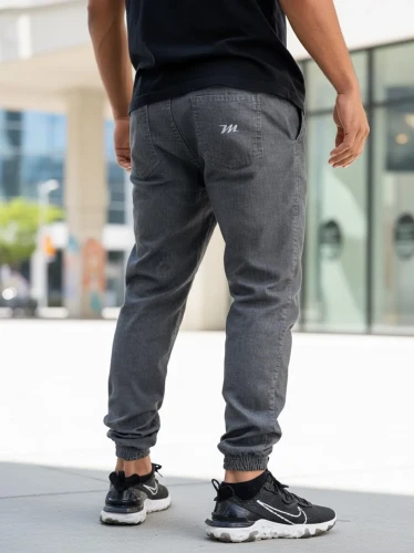 spodnie-jeansowe-jogger-meskie-szare-metoda-mini-m-logo-haft_6.webp