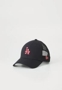 CZAPKA Z DASZKIEM NEW ERA 9FORTY LOS ANGELES NAVY/CORAL