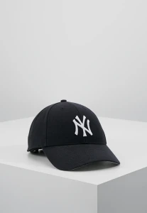 CZAPKA Z DASZKIEM 47 BRAND NEW YORK YANKEES '47 B-MVP17WBV-HM
