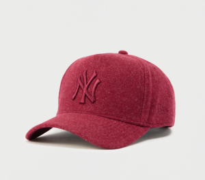 CZAPKA Z DASZKIEM NEW ERA NEW YORK MELTON WOOL MAROON
